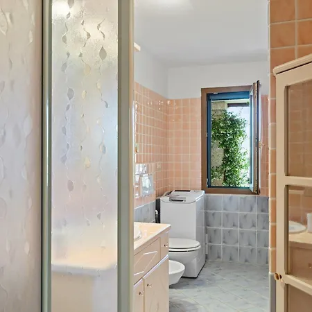 Casa Elena Al Mare Con Piscina 奧爾比亞