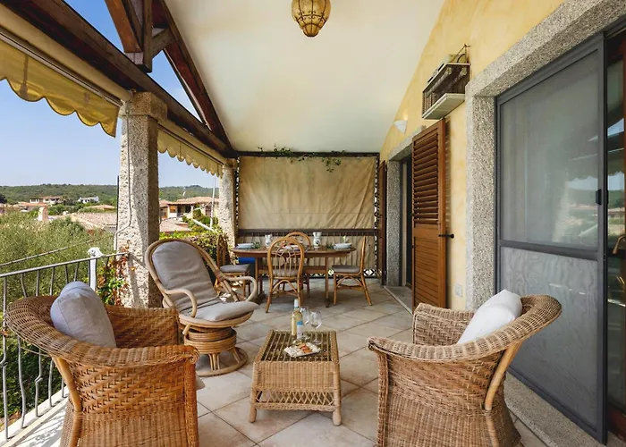 Casa Elena Al Mare Con Piscina Ferienhaus